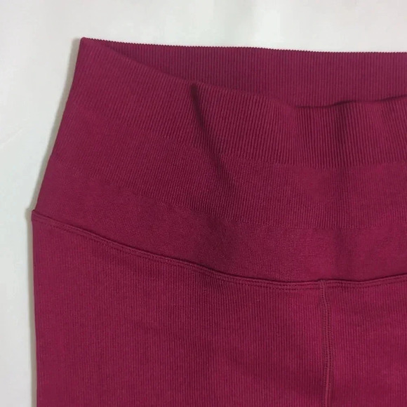 Spiritual Gangster Love Sculpt Legging, Color  Rosalie Size M/L - Picture 6 of 13